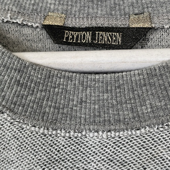 PEYTON JENSEN RIPPED LOOKING PULLOVER - Picture 2 of 8